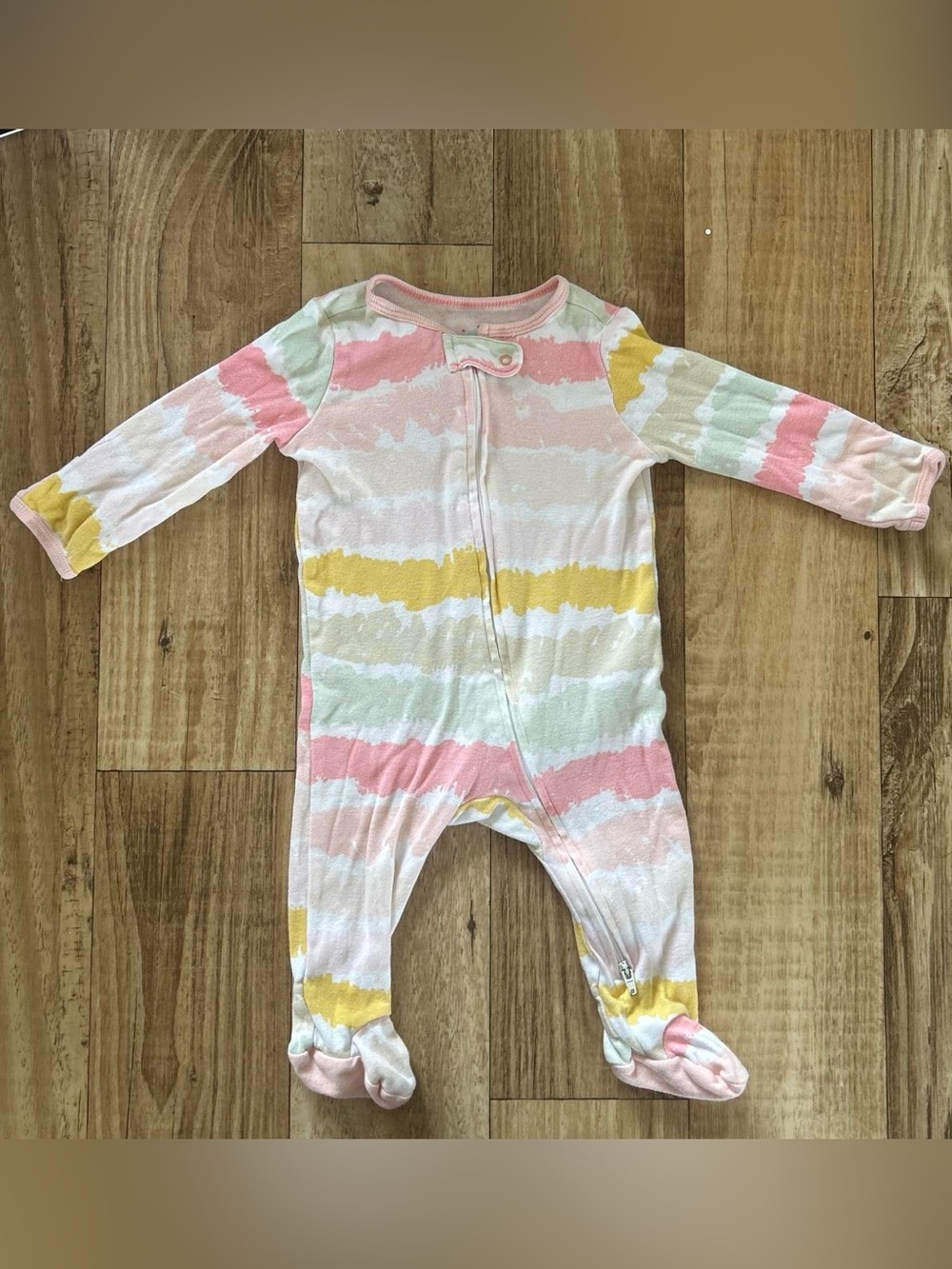 Cloud island pastel footed sleeper bodysuit onesie size 3-6 mos
